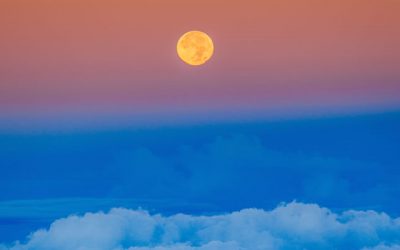 AYURVEDA, YOGA AND THE FULL MOON: NOURISHING THE FEMALE BODY, MIND AND HEART